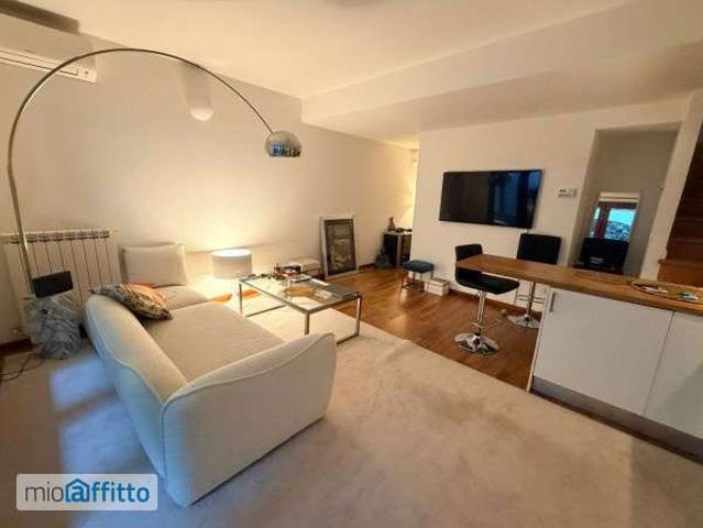 Appartamento arredato con terrazzo Centro storico