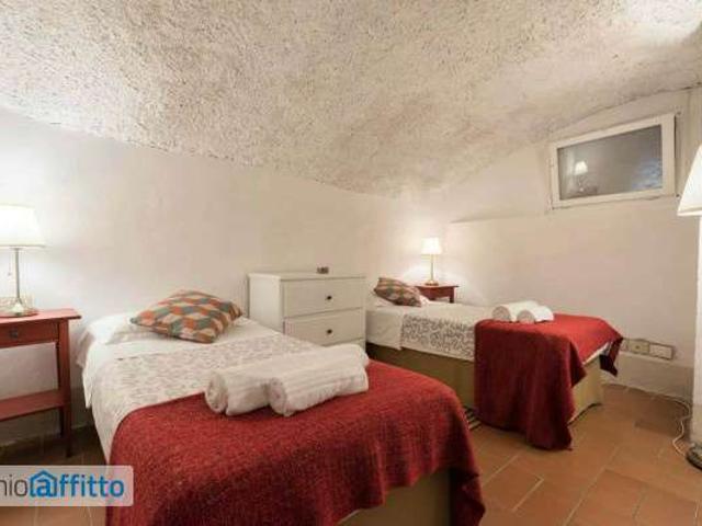 Appartamento arredato con terrazzo Centro storico