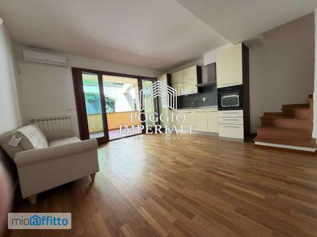 Appartamento arredato con terrazzo Centro storico