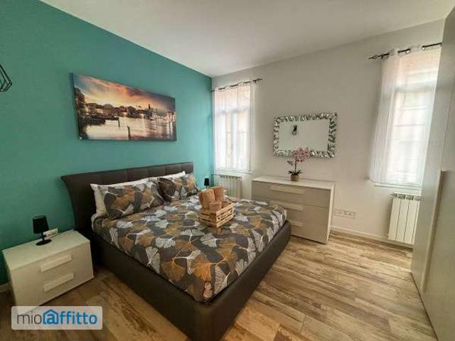 Appartamento arredato con terrazzo Centro storico