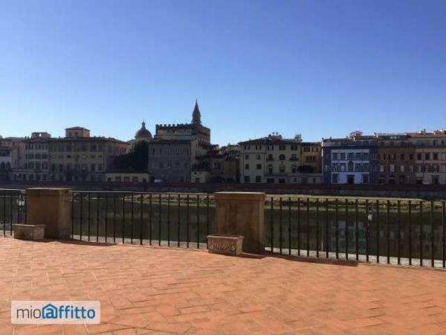 Appartamento arredato con terrazzo Centro storico