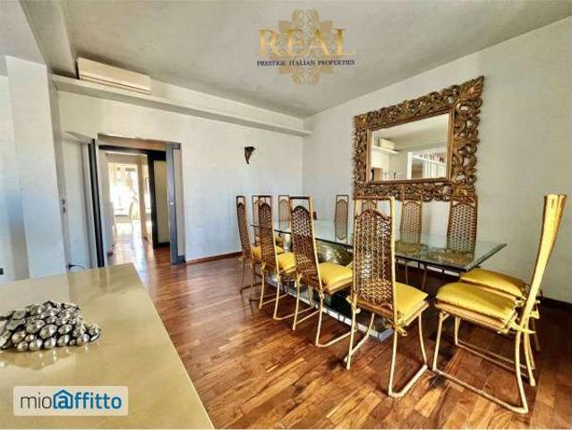 Appartamento arredato con terrazzo Centro storico