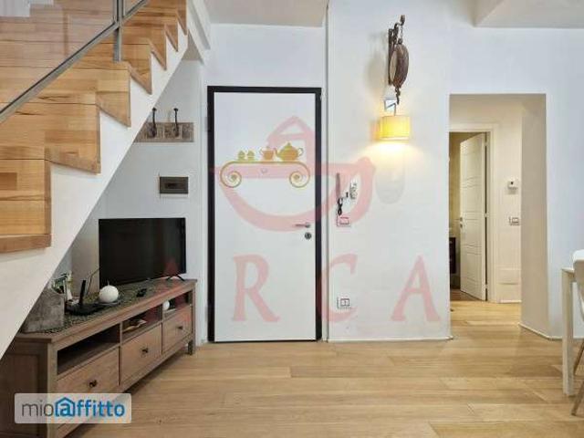 Appartamento arredato con terrazzo Centro storico