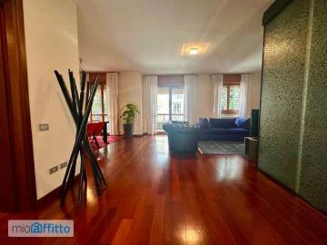 Appartamento arredato con terrazzo Certosa, quarto oggiaro, villa pizzone