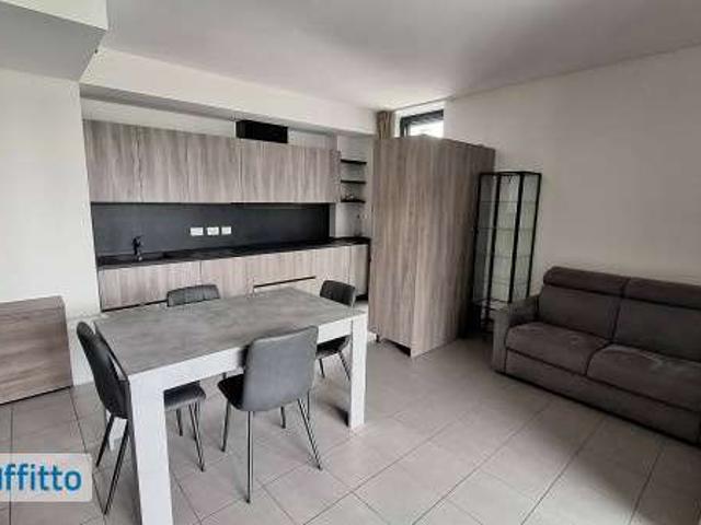 Appartamento arredato con terrazzo Certosa, quarto oggiaro, villa pizzone