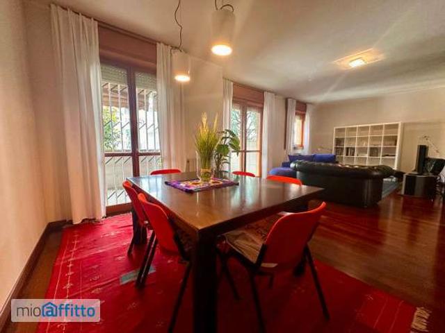 Appartamento arredato con terrazzo Certosa, quarto oggiaro, villa pizzone