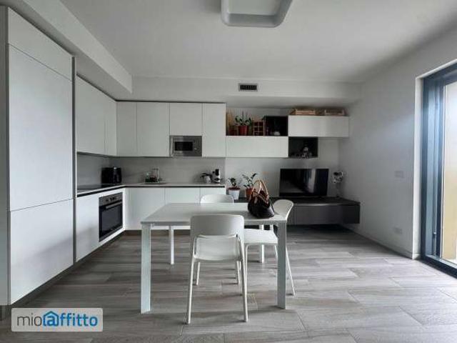 Appartamento arredato con terrazzo Certosa, quarto oggiaro, villa pizzone