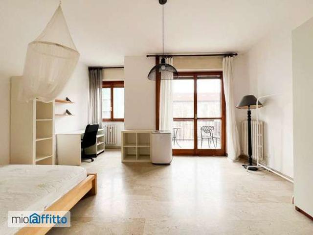 Appartamento arredato con terrazzo Chiesa rossa, cermenate, ripamonti
