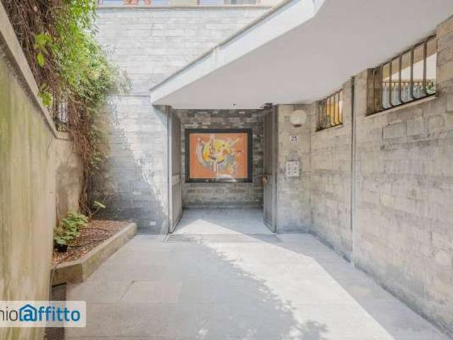Appartamento arredato con terrazzo Circonvallazione manin