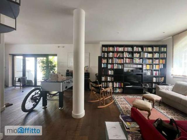 Appartamento arredato con terrazzo Cit turin