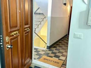 Appartamento arredato con terrazzo Cornigliano