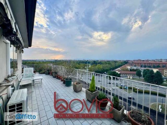 Appartamento arredato con terrazzo Crocetta