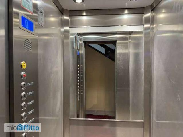 Appartamento arredato con terrazzo Crocetta