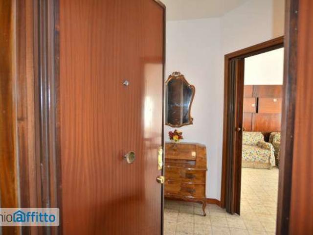 Appartamento arredato con terrazzo Eur, laurentino, checchignola, montagnola, fonte meravigliosa