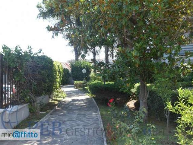 Appartamento arredato con terrazzo Eur, laurentino, checchignola, montagnola, fonte meravigliosa