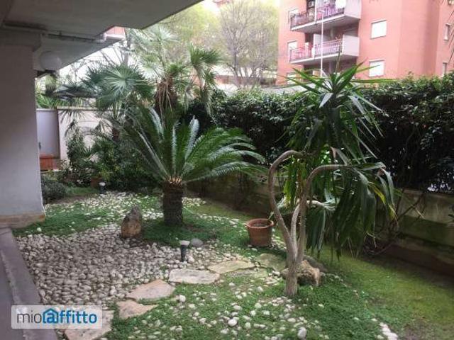 Appartamento arredato con terrazzo Eur, laurentino, checchignola, montagnola, fonte meravigliosa