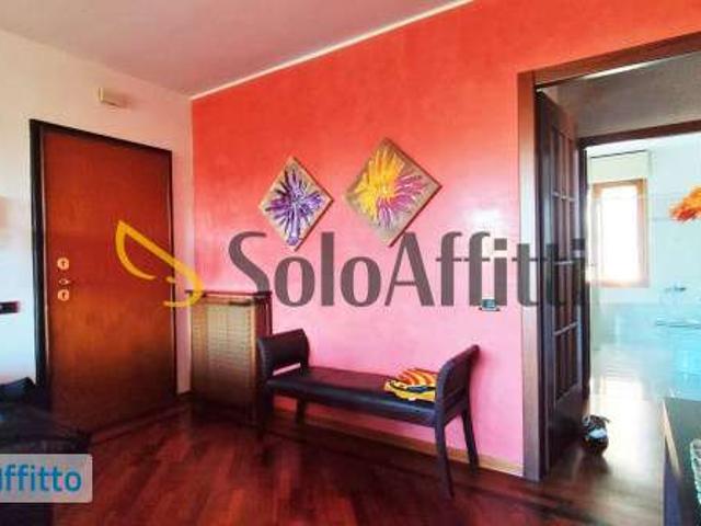 Appartamento arredato con terrazzo Eur, laurentino, checchignola, montagnola, fonte meravigliosa