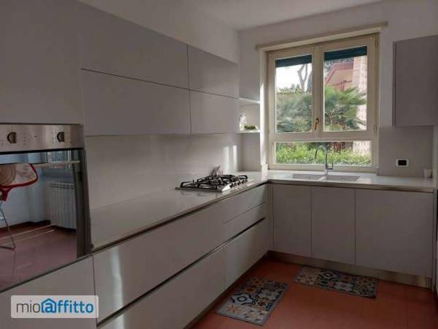 Appartamento arredato con terrazzo Eur, laurentino, checchignola, montagnola, fonte meravigliosa