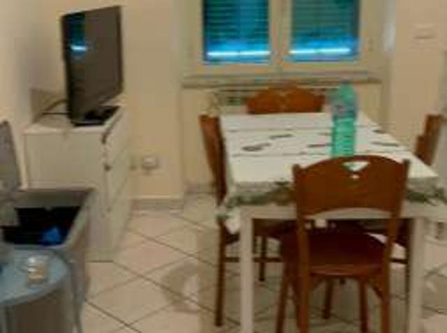 Appartamento arredato con terrazzo Fuorigrotta