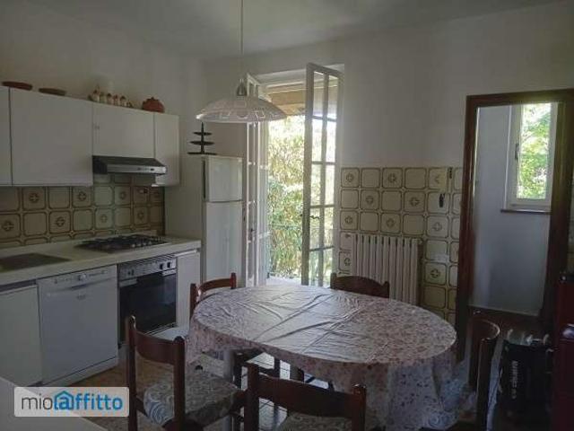 Appartamento arredato con terrazzo Fiumaretta di ameglia