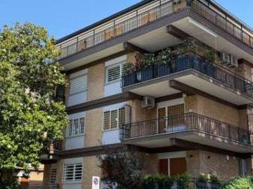Appartamento arredato con terrazzo Flaminio, fleming, vigna clara, camilluccia