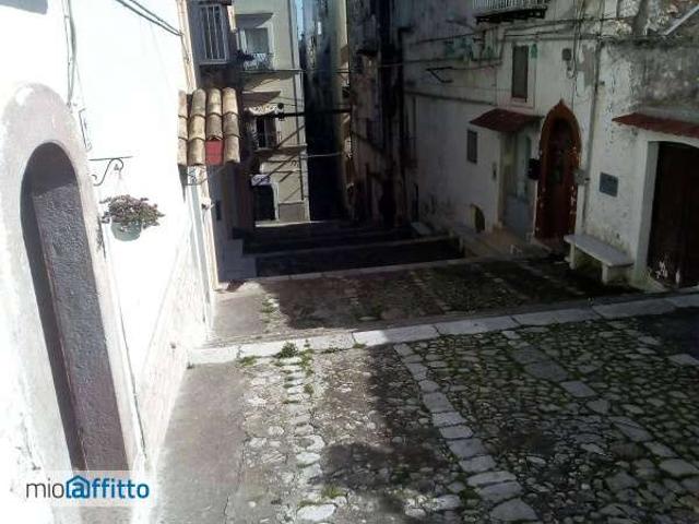 Appartamento arredato con terrazzo Gaeta