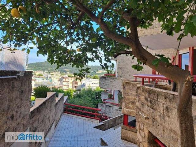 Appartamento arredato con terrazzo Gaeta