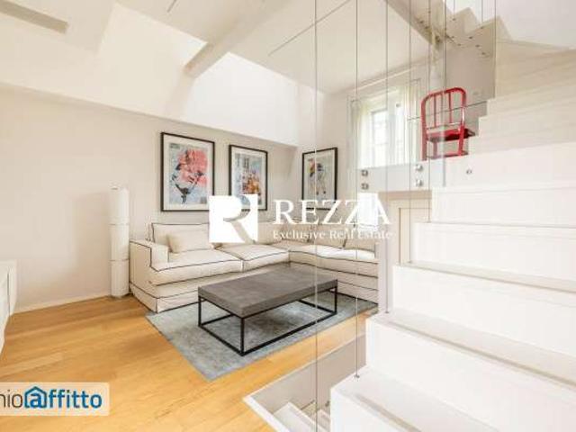 Appartamento arredato con terrazzo Garibaldi, isola, maciachini, monumentale