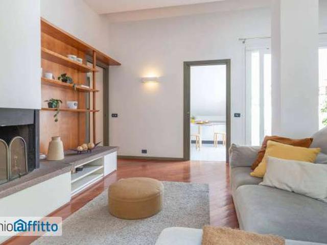 Appartamento arredato con terrazzo Garibaldi, isola, maciachini, monumentale
