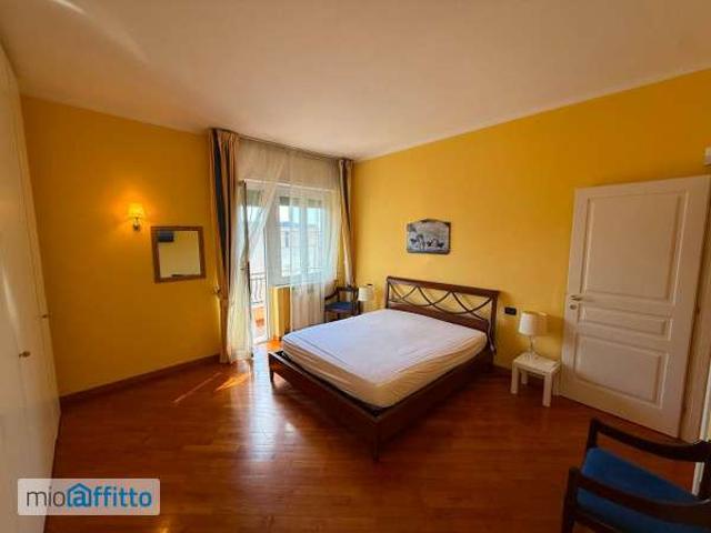 Appartamento arredato con terrazzo Genova