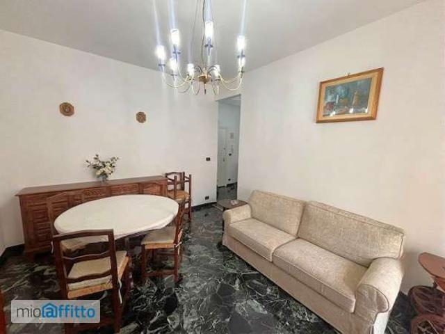 Appartamento arredato con terrazzo Genova