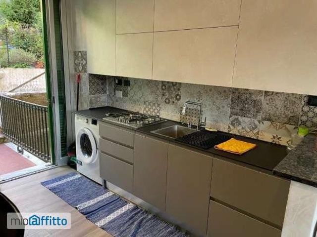 Appartamento arredato con terrazzo Genova