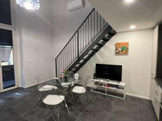 Appartamento arredato con terrazzo Genova
