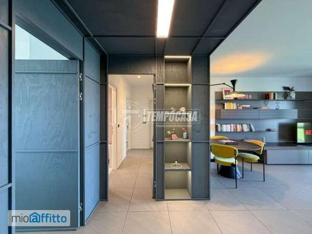 Appartamento arredato con terrazzo Greco, monza, palmanova, bicocca