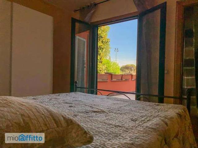 Appartamento arredato con terrazzo Infernetto, axa, casal palocco, madonnetta a roma