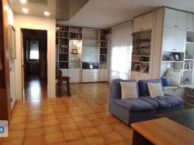 Appartamento arredato con terrazzo Isolotto e legnaia