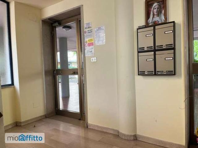 Appartamento arredato con terrazzo Isolotto e legnaia