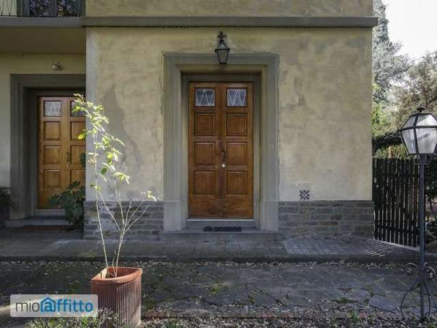 Appartamento arredato con terrazzo Isolotto e legnaia