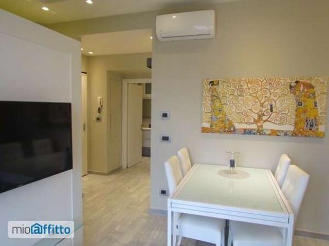 Appartamento arredato con terrazzo Isolotto e legnaia