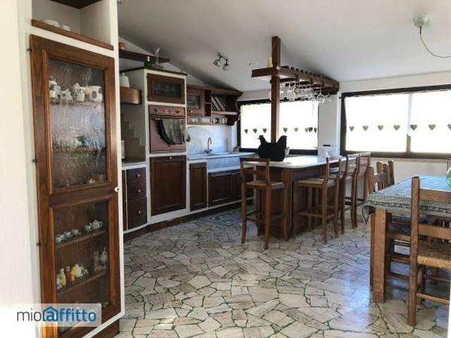 Appartamento arredato con terrazzo Isolotto e legnaia