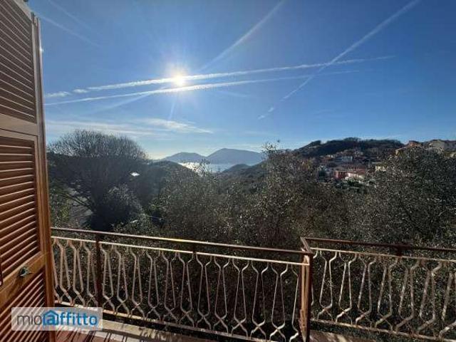 Appartamento arredato con terrazzo La Spezia