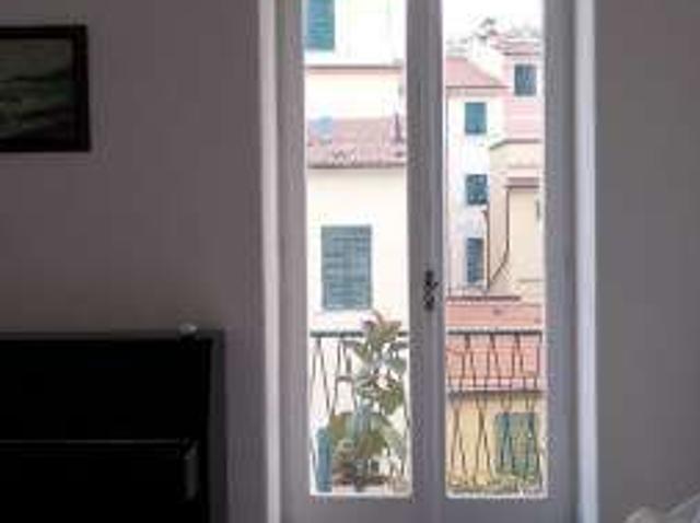 Appartamento arredato con terrazzo Lerici paese