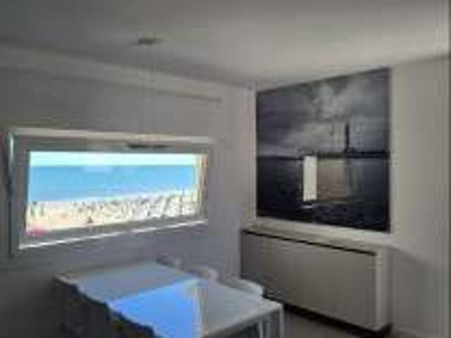 Appartamento arredato con terrazzo Lido ovest, faro