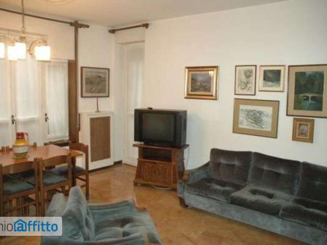 Appartamento arredato con terrazzo Loreto, longuelo, san paolo