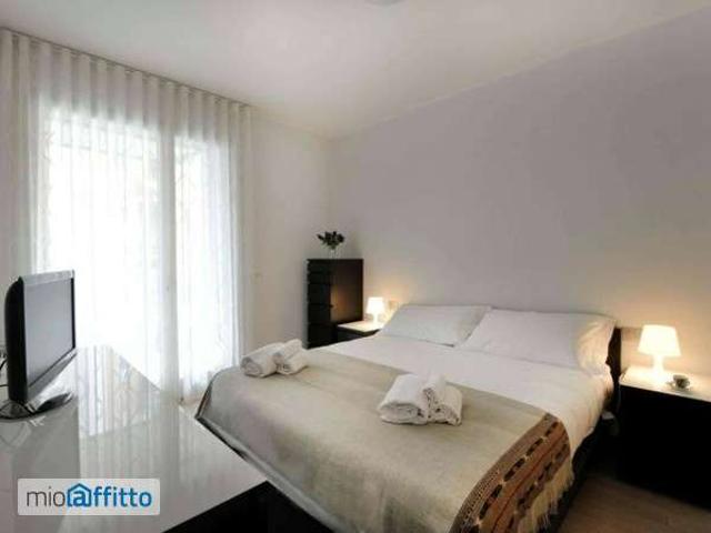 Appartamento arredato con terrazzo P.ta genova, romolo, solari