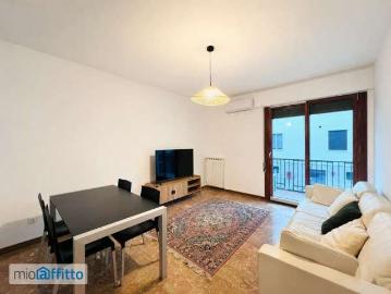 Appartamento arredato con terrazzo Padova