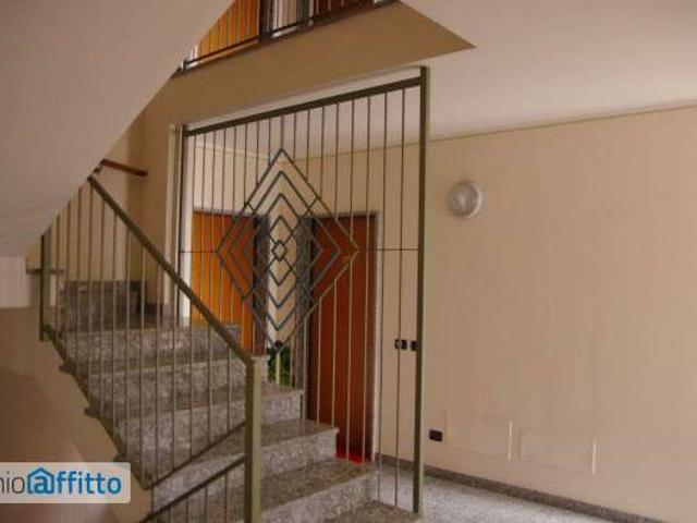 Appartamento arredato con terrazzo Pavia