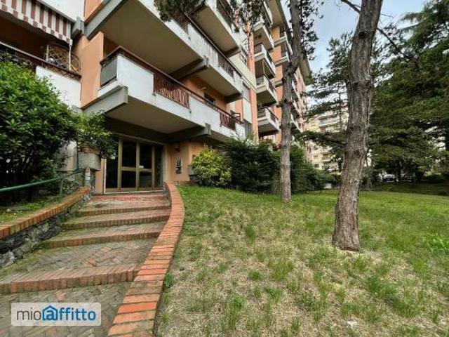 Appartamento arredato con terrazzo Pegli multedo
