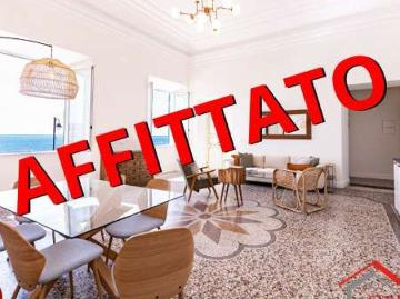 Appartamento arredato con terrazzo Pegli multedo