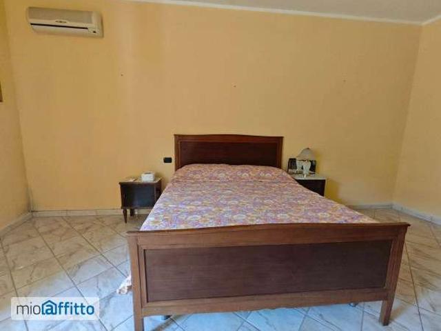 Appartamento arredato con terrazzo Pietraperzia